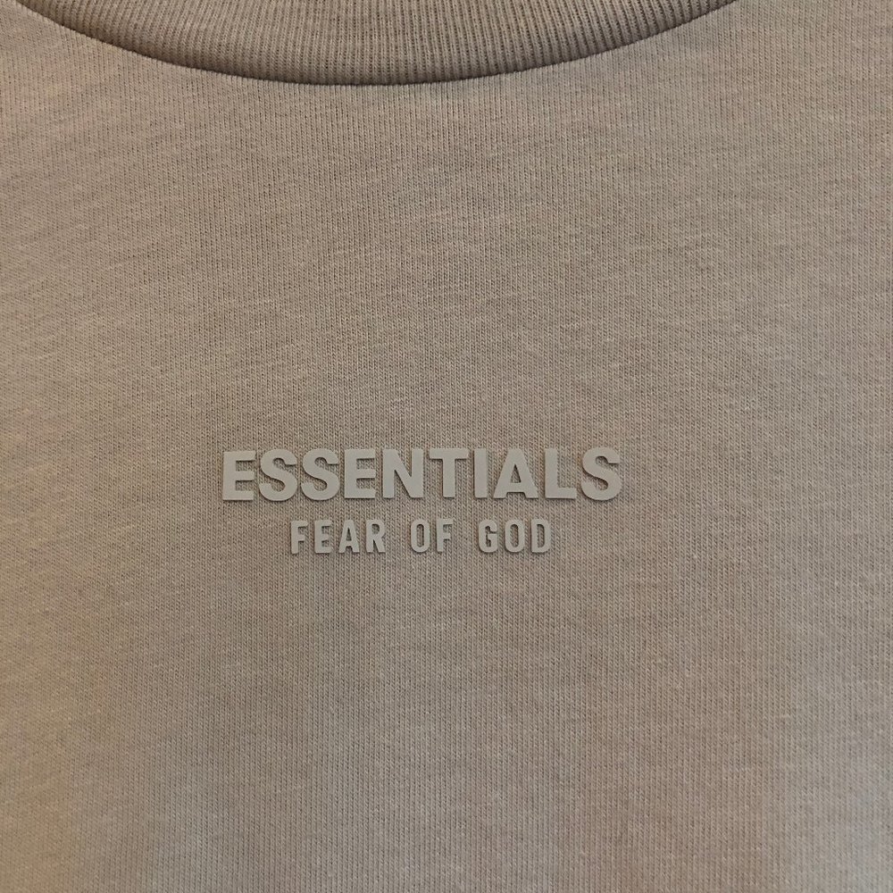 Essentials Fear of God Men's Crewneck T-Shirt Adult Size Small